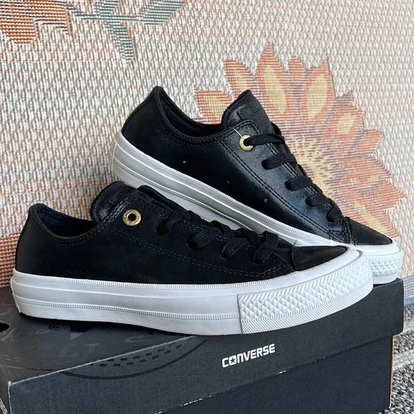Converse WMNS Chuck Taylor All Stars ll OX 555958C BLACK/BLACK/WHITE Sneakers - Picture 8 of 16